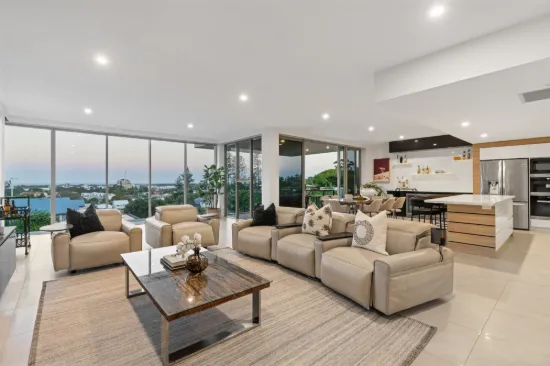 2/67 Garrick Street, Coolangatta, Qld 4225