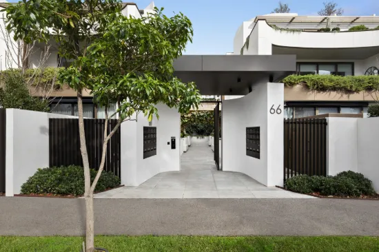 2/68 Black Street, Brighton, Vic 3186