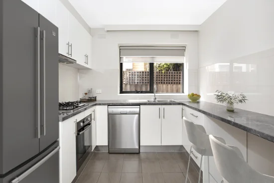 2/684 Inkerman Road, Caulfield North, Vic 3161