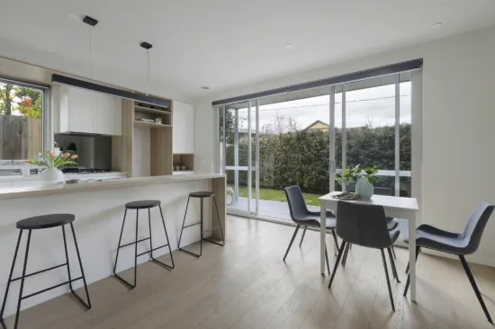2/7 Toward Street, Murrumbeena, Vic 3163