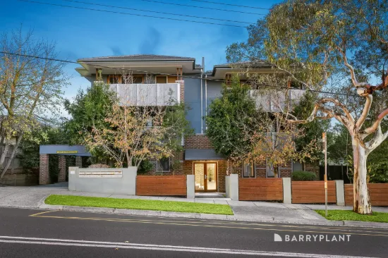 2/70 Hewish Road, Croydon, Vic 3136