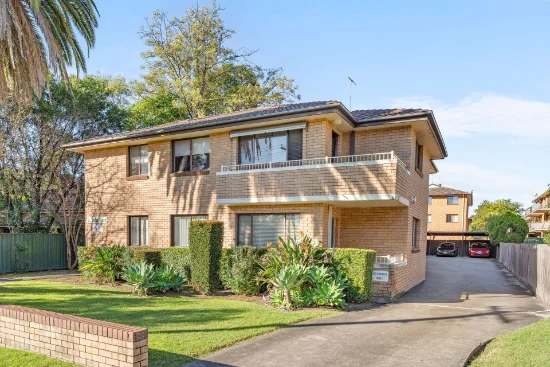 2/8 Macquarie Avenue, Penrith, NSW 2750