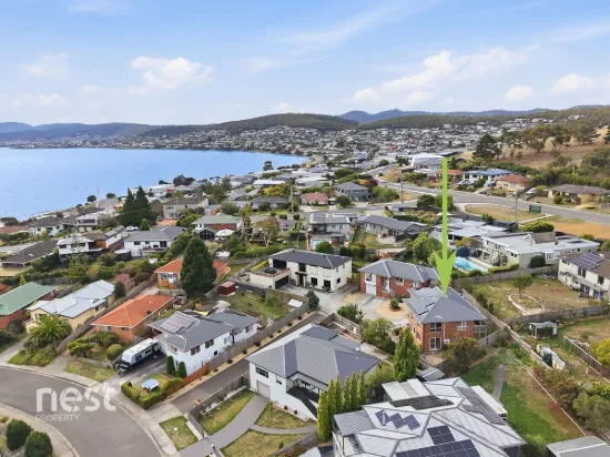 2/82 Pindos Drive, Tranmere, Tas 7018