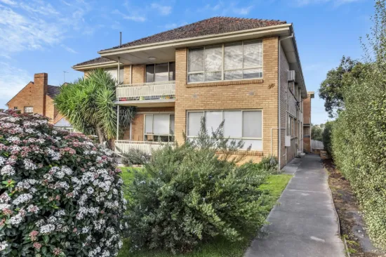 2/96 Willsmere Road, Kew, Vic 3101