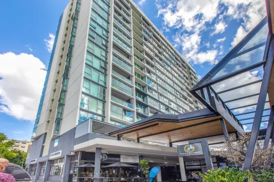 2 Harbour Road, Hamilton, Qld 4007