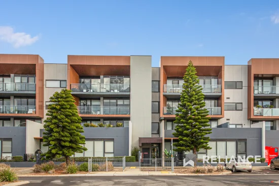 201/50 Catamaran Drive, Werribee South, Vic 3030 - For Rent
