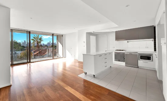 202/159 Beach Street, Port Melbourne, Vic 3207 - For Rent