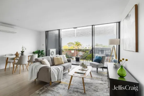 202/193 McKinnon Road, McKinnon, Vic 3204