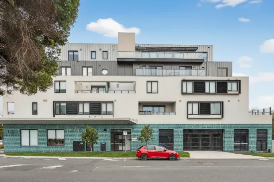 202/1B Kokaribb Road, Carnegie, Vic 3163
