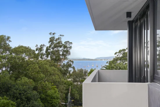 202/8 St George St, Gosford, NSW 2250