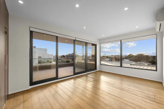 203/8 Clydebank Road, Edithvale, Vic 3196
