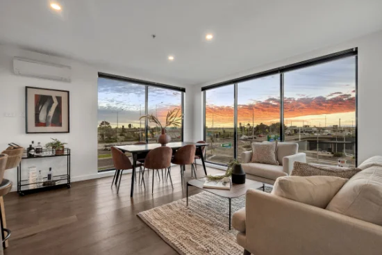 203/82 Bulla Rd, Strathmore, Vic 3041 - For Rent