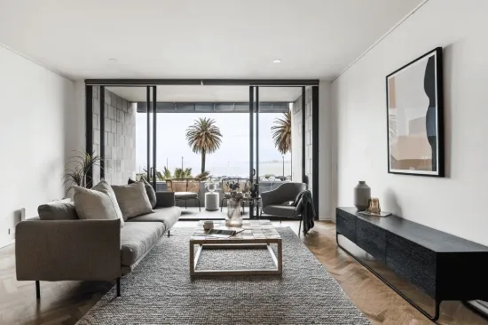 206/49 Beach Street, Port Melbourne, Vic 3207