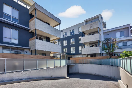 206/5 Sandbelt Close, Heatherton, Vic 3202