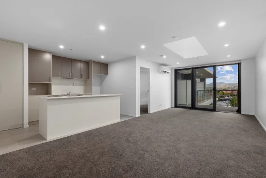 207/2 Limburg Way, Greenway, ACT 2900