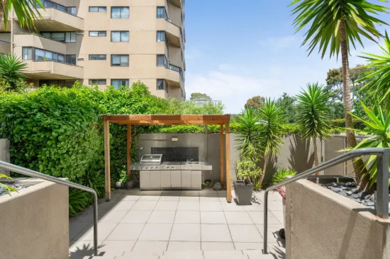 207/26 Queens Road, Melbourne, Vic 3004-Image