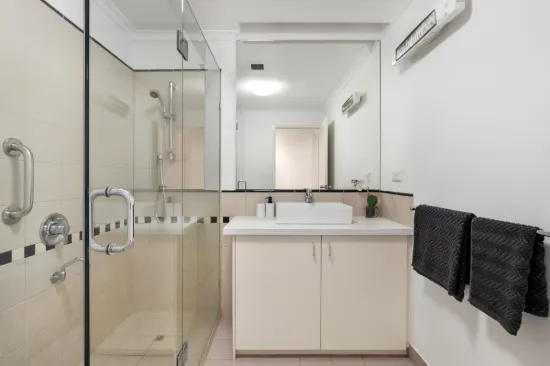 207/26 Queens Road, Melbourne, Vic 3004-Image