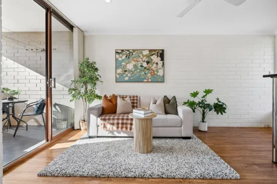 207A/19 Herdsman Parade, Wembley, WA 6014