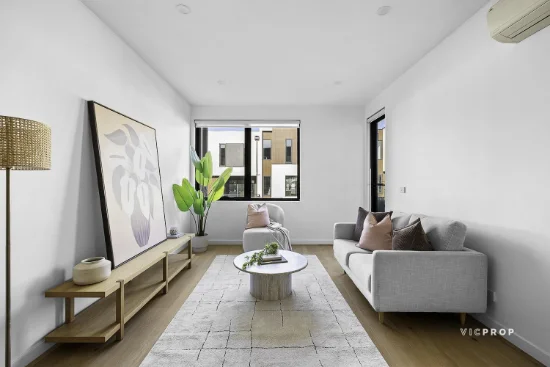 208/160 Williamsons Road, Doncaster, Vic 3108