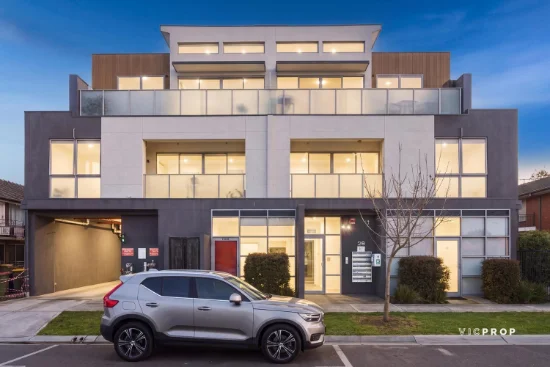209/26 Salisbury Street, Werribee, Vic 3030