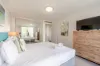 21/1-9 Hughes Avenue, Main Beach, Qld 4217-Image