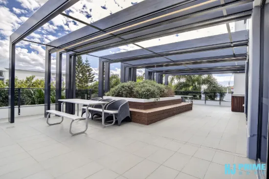 21/2729 Gold Coast Highway, Broadbeach, Qld 4218-Image