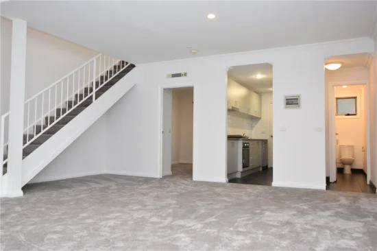 21/43-51 Jeffcott Street, West Melbourne, Vic 3003