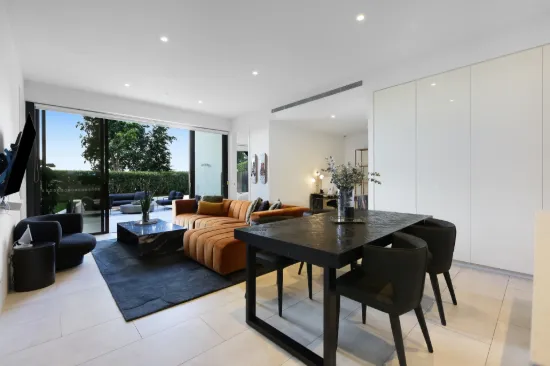 2102/2 The Lanes Boulevard, Mermaid Waters, Qld 4218
