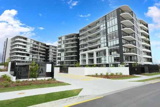 2103/8 Athena Boulevard, Hope Island, Qld 4212