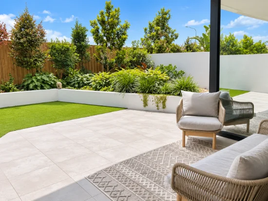 2103/8 Athena Boulevard, Hope Island, Qld 4212 - For Sale