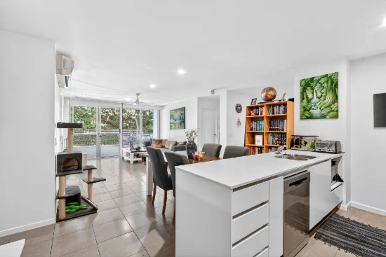 2104/1-7 Waterford Ct, Bundall, Qld 4217