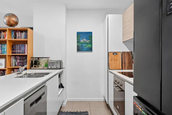 2104/1-7 Waterford Ct, Bundall, Qld 4217-Image