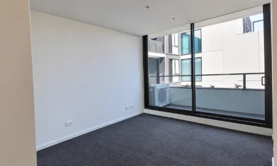 211/121 Rosslyn St, West Melbourne, Vic 3003 - For Rent