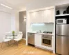 212/422 Collins Street, Melbourne, Vic 3000-Image