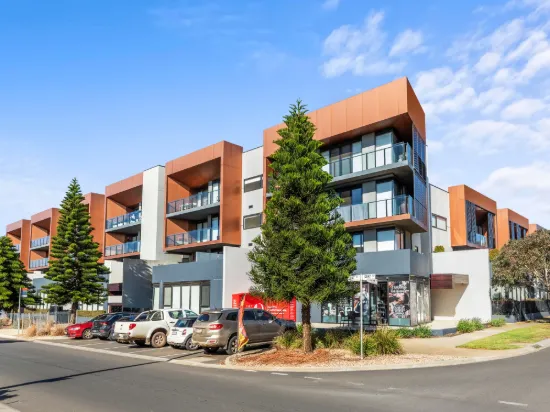 212/50  Catamaran Drive, Werribee South, Vic 3030