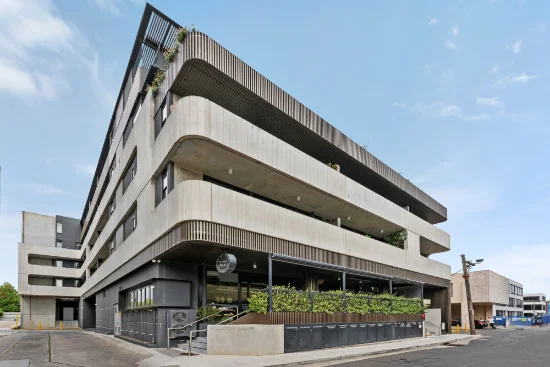 212/8 Luton Lane, Hawthorn, Vic 3122