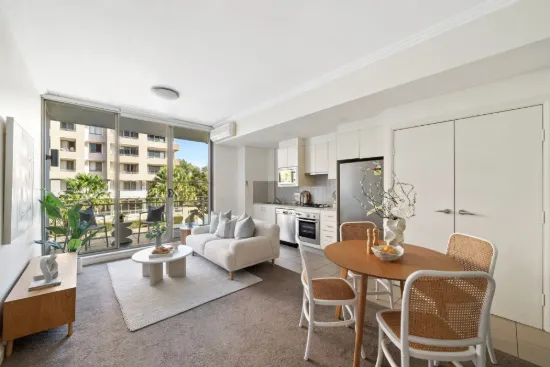215/21 Hill Road, Wentworth Point, NSW 2127
