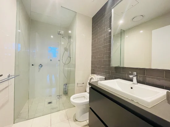 218/19 Minogue Crescent, Forest Lodge, NSW 2037-Image
