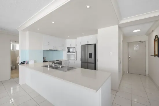 21E/1 Albert Avenue, Broadbeach QLD 4218-Image