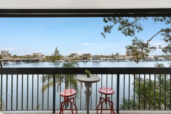 22/32 RIVERVIEW PARADE, Surfers Paradise, Qld 4217