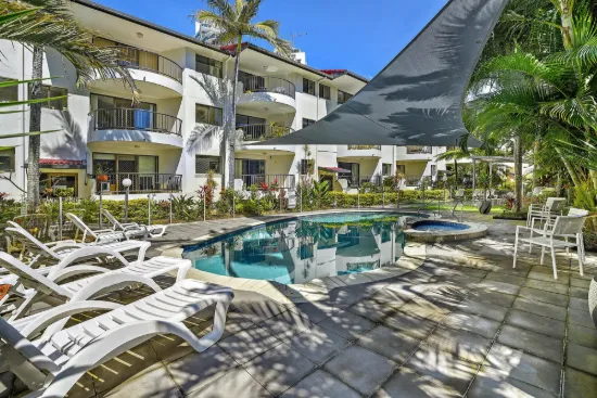 22 Woodroffe Avenue, Main Beach, Qld 4217-Image