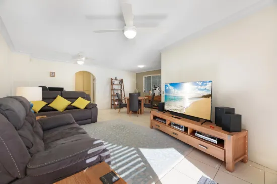 22 Woodroffe Avenue, Main Beach, Qld 4217-Image