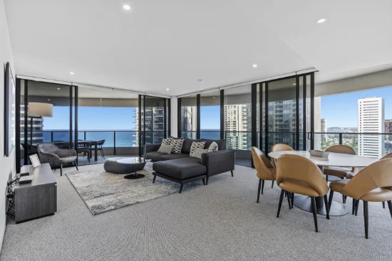 22007/21 Elizabeth Avenue, Broadbeach, Qld 4218