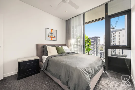 2201/48 Skyring Terrace, Newstead, Qld 4006-Image