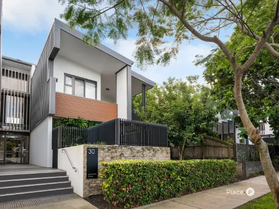 2211/30 Johnston Street, Bulimba, Qld 4171
