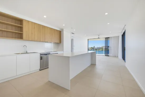 227/11 Waterside Retreat, Birtinya QLD 4575-Image