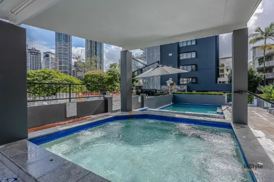 23/161 Main Street, Kangaroo Point, Qld 4169-Image