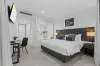23304/21 Elizabeth Avenue, Broadbeach, Qld 4218-Image