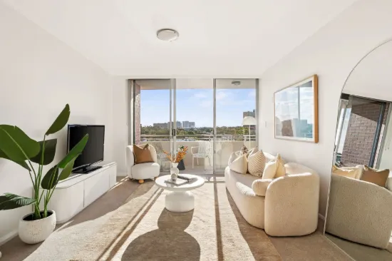 237/806 Bourke Street, Waterloo, NSW 2017