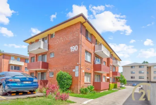 24/190 Sandal Crescent, Carramar, NSW 2163